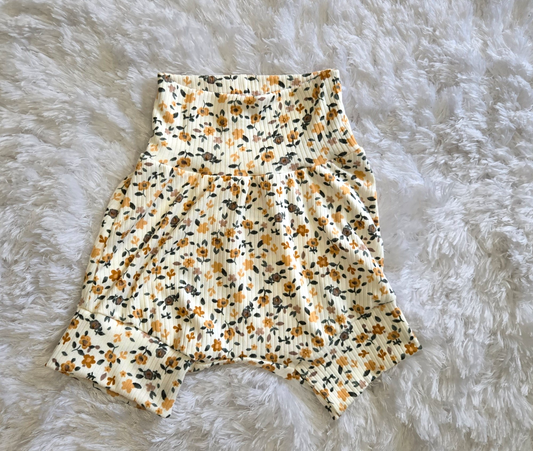 9m-3T Yellow Floral GWM Bubble shorts