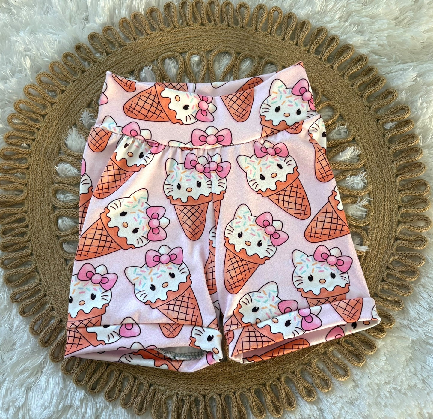 9m-3T Kitty Cones GWM Biker shorts