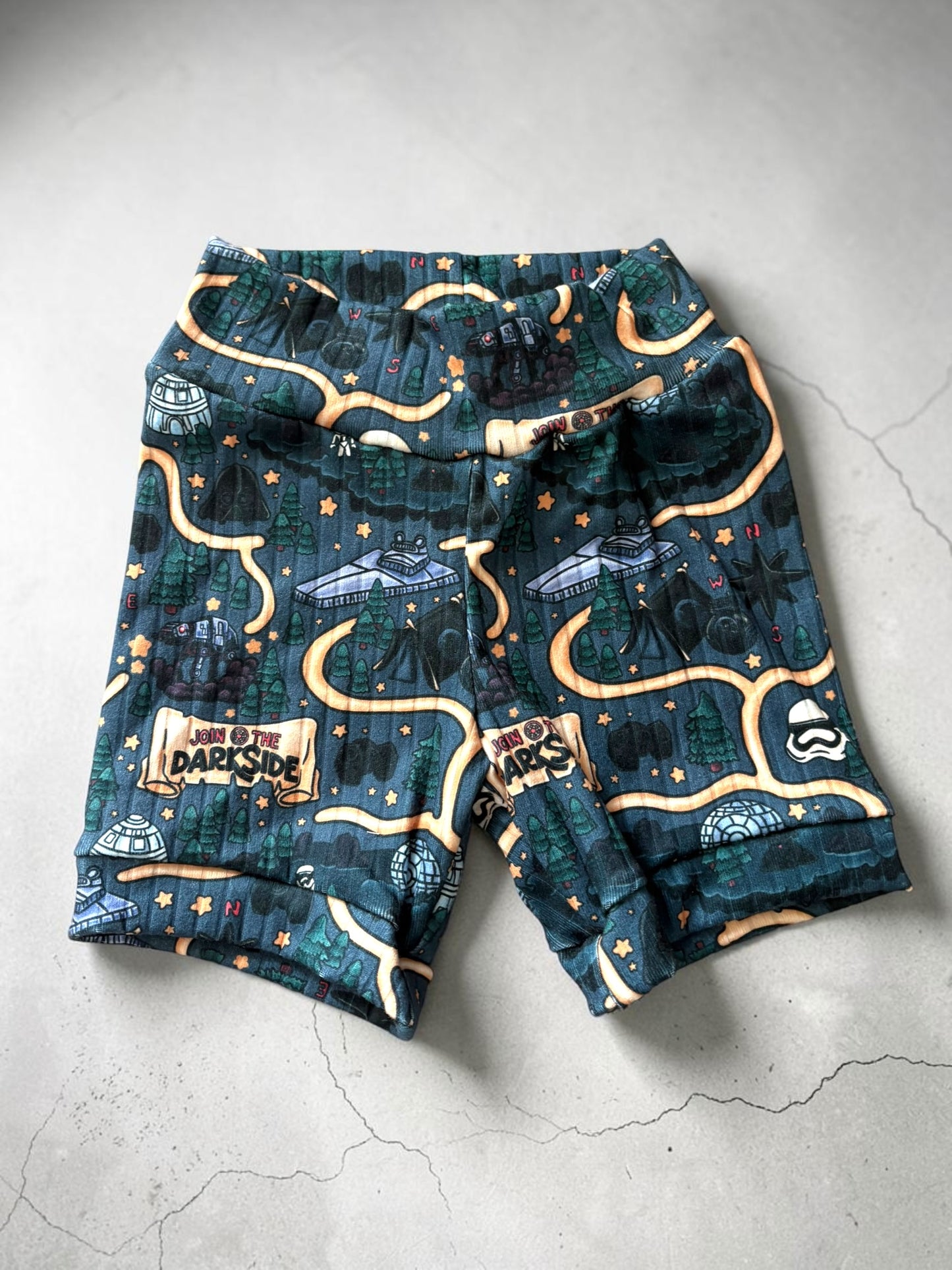 9m-3T Darkside GWM biker shorts