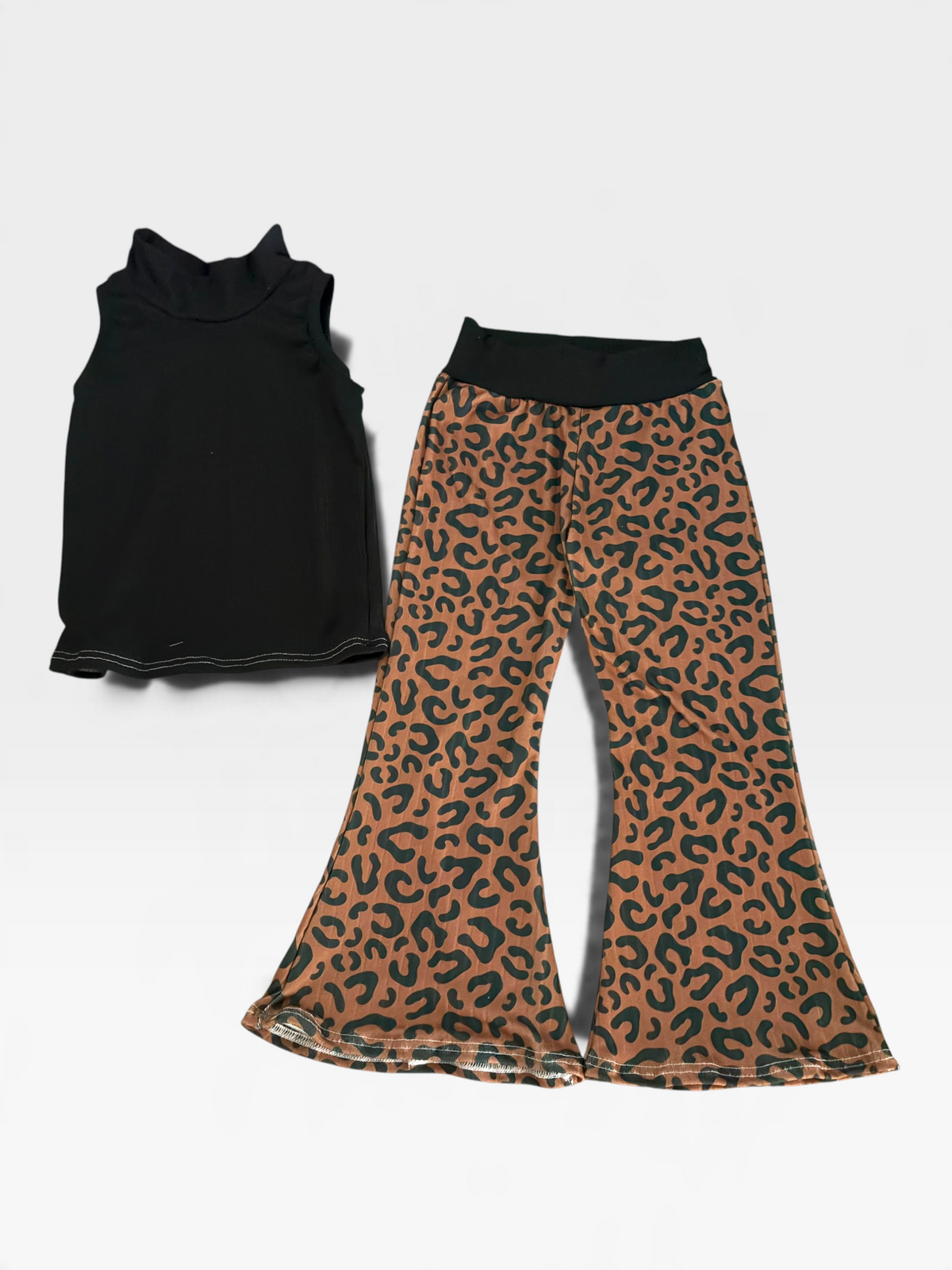 3t Mock neck tank/Leopard bell set