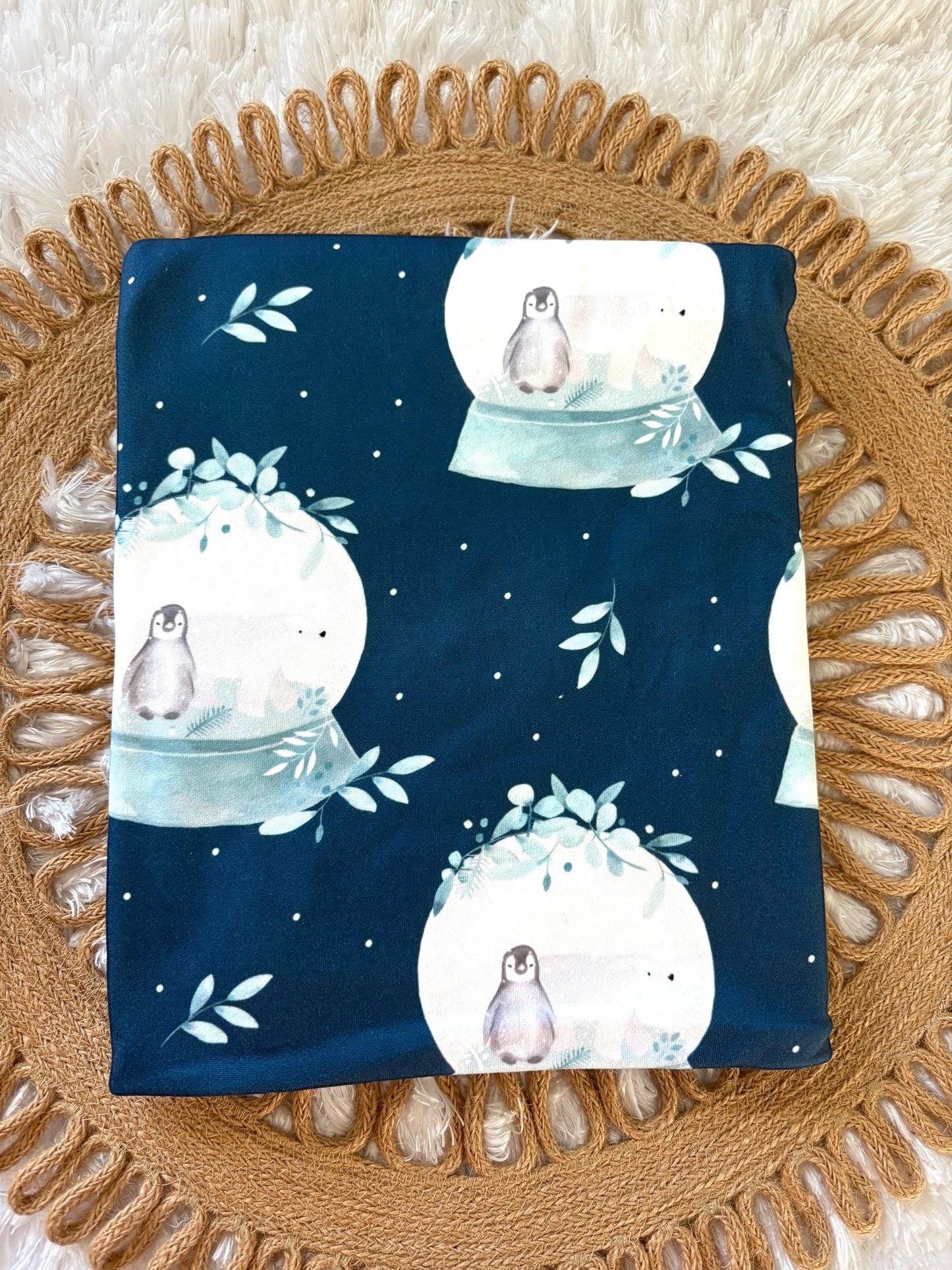 Penguin/Polar Bear Globe